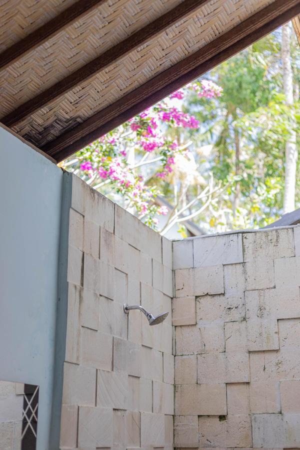 Villa Ume Tenang นูซาเปอนีดา ภายนอก รูปภาพ